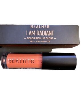 Realher “I Am Radiant’ Color Rich Lip Gloss